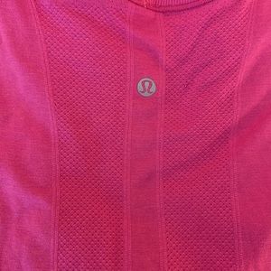 Lululemon long sleeve swiftly pink size 8